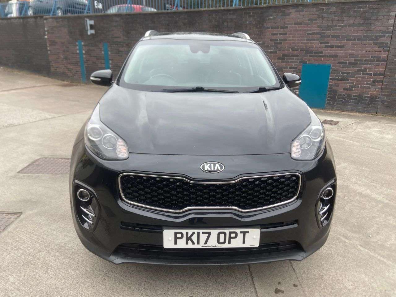 A 2017 KIA SPORTAGE 1.7 CRDi 3 SUV 5dr Diesel Manual Euro 6 (s/s) (114 bhp) A 2017 KIA SPORTAGE 1.7 CRDi 3 SUV 5dr Diesel Manual Euro 6 (s/s) (114 bhp)