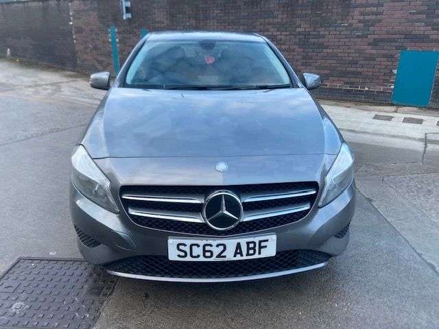 A 2013 MERCEDES-BENZ A-CLASS 1.6 A180 BlueEfficiency SE Hatchback 5dr Petrol Manual Euro 6 (s/s) (122 ps A 2013 MERCEDES-BENZ A-CLASS 1.6 A180 BlueEfficiency SE Hatchback 5dr Petrol Manual Euro 6 (s/s) (122 ps
