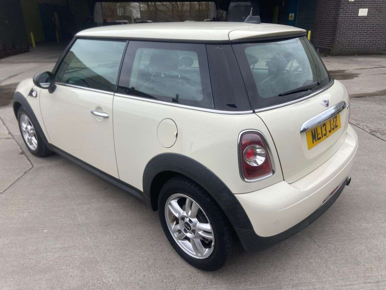 2013 MINI HATCH 2013 MINI HATCH