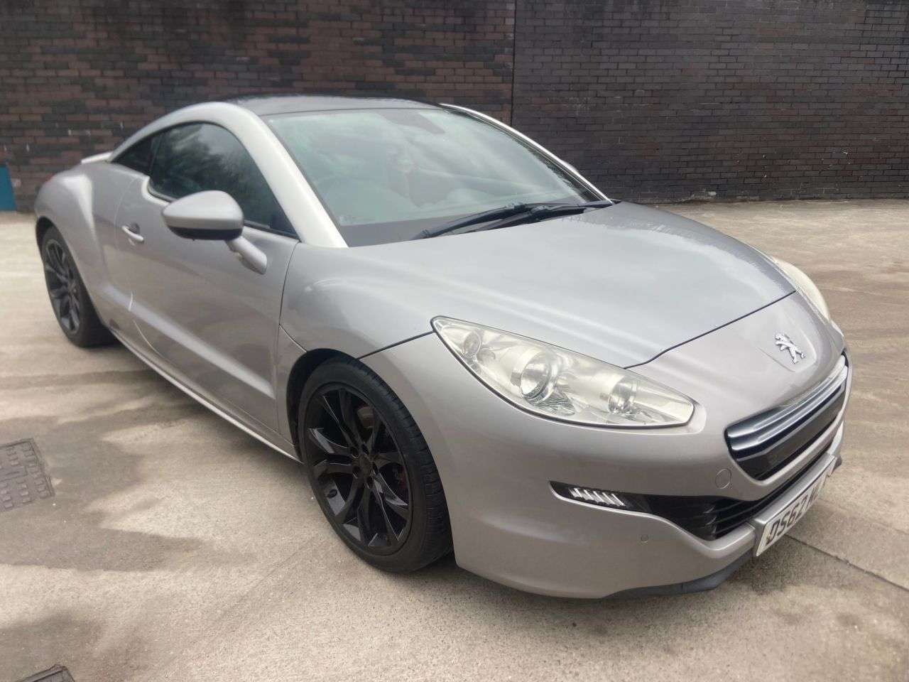A 2013 PEUGEOT RCZ 2.0 HDi GT Coupe 2dr Diesel Manual Euro 5 (163 ps) A 2013 PEUGEOT RCZ 2.0 HDi GT Coupe 2dr Diesel Manual Euro 5 (163 ps)