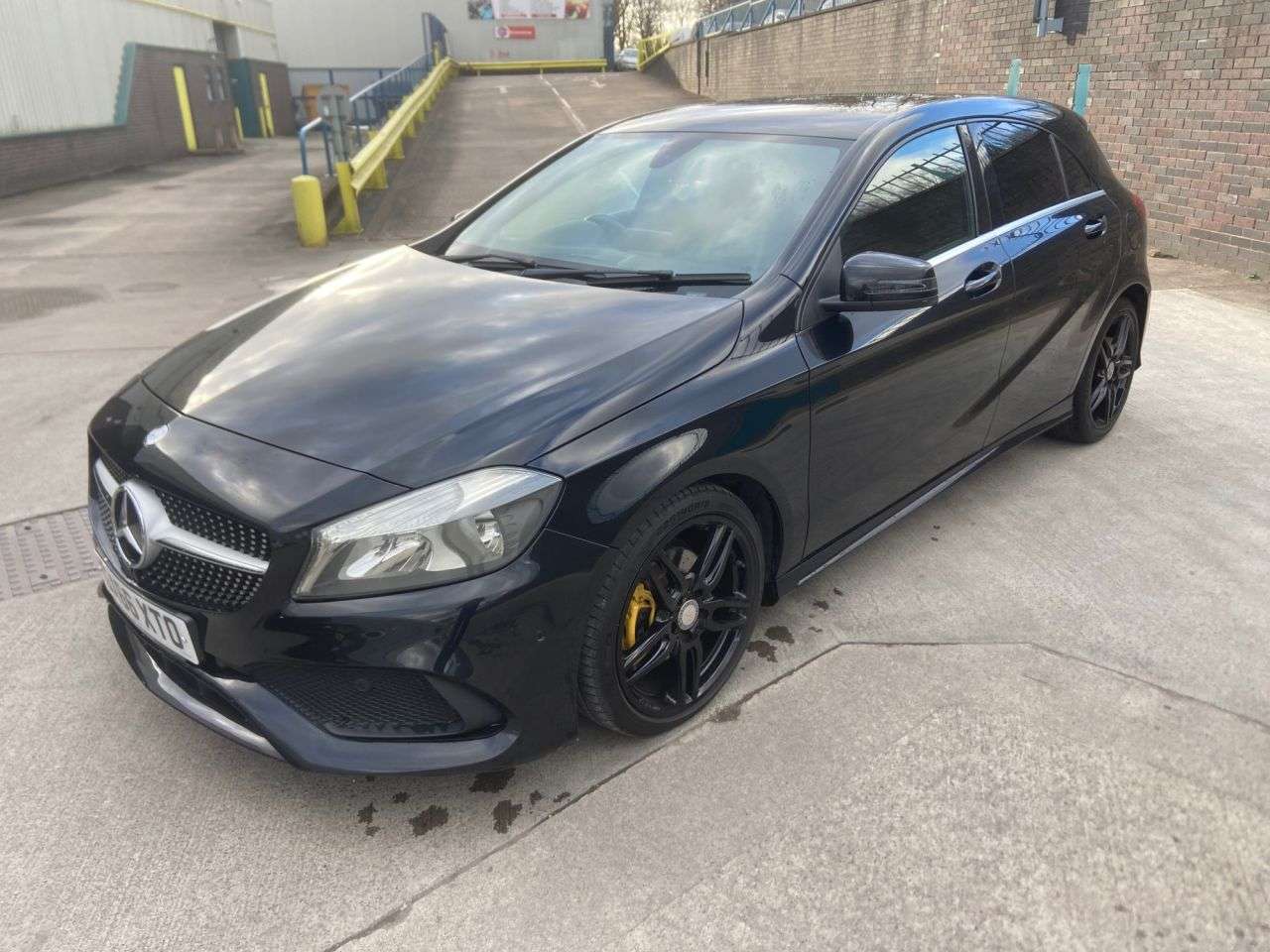 A 2016 MERCEDES-BENZ A-CLASS 2.1 A200d AMG Line Hatchback 5dr Diesel 7G-DCT Euro 6 (s/s) (136 ps) A 2016 MERCEDES-BENZ A-CLASS 2.1 A200d AMG Line Hatchback 5dr Diesel 7G-DCT Euro 6 (s/s) (136 ps)