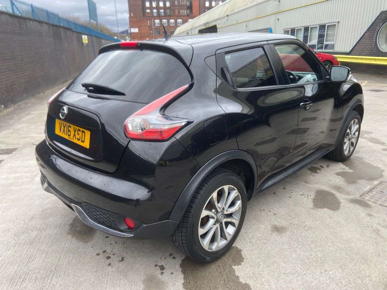 A 2016 NISSAN JUKE 1.5 dCi Tekna SUV 5dr Diesel Manual Euro 6 (s/s) (110 ps) A 2016 NISSAN JUKE 1.5 dCi Tekna SUV 5dr Diesel Manual Euro 6 (s/s) (110 ps)