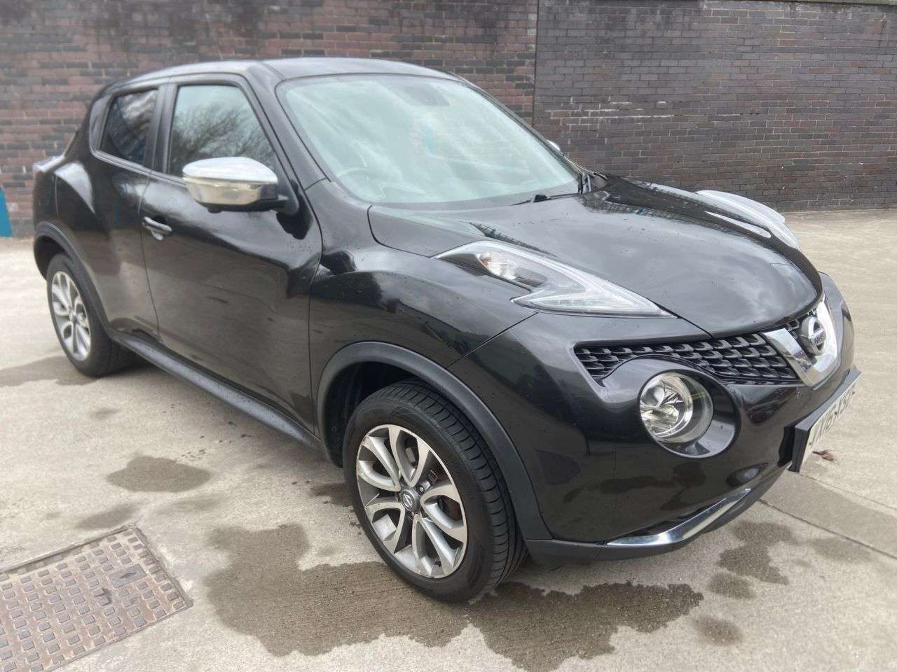 A 2016 NISSAN JUKE 1.5 dCi Tekna SUV 5dr Diesel Manual Euro 6 (s/s) (110 ps) A 2016 NISSAN JUKE 1.5 dCi Tekna SUV 5dr Diesel Manual Euro 6 (s/s) (110 ps)