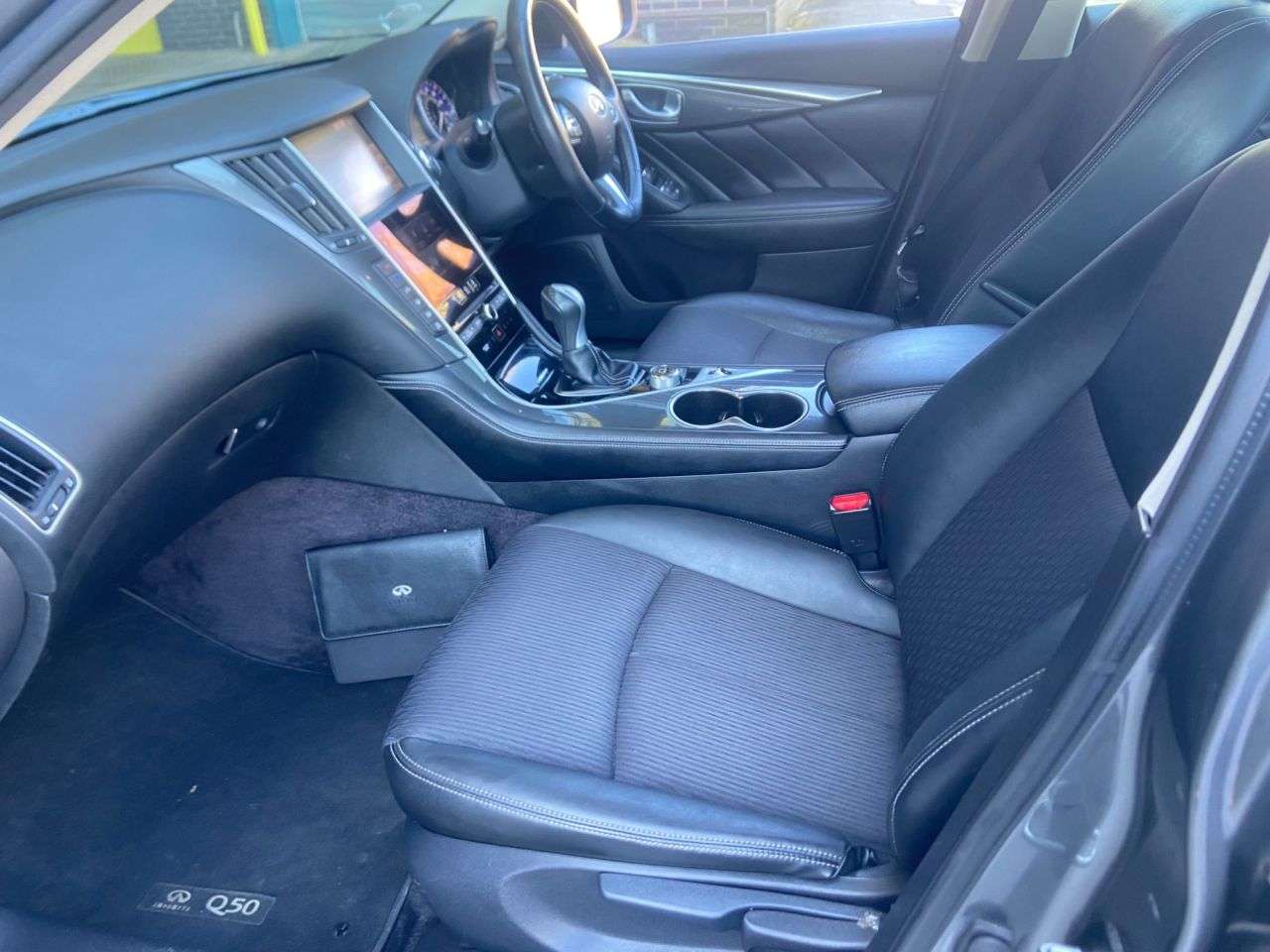 2017 INFINITI Q50 2017 INFINITI Q50