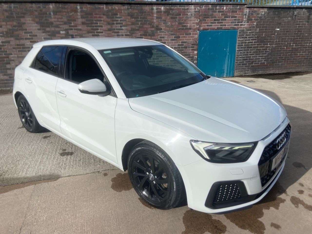 A 2019 AUDI A1 1.0 TFSI 30 Sport Sportback 5dr Petrol Manual Euro 6 (s/s) (116 ps) A 2019 AUDI A1 1.0 TFSI 30 Sport Sportback 5dr Petrol Manual Euro 6 (s/s) (116 ps)