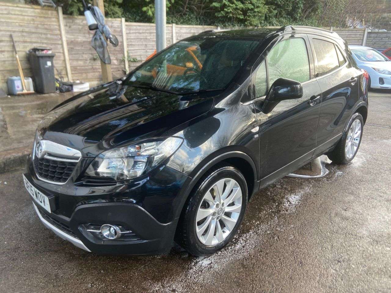 A 2015 VAUXHALL MOKKA 1.4T SE SUV 5dr Petrol Auto 2WD Euro 5 (140 ps) A 2015 VAUXHALL MOKKA 1.4T SE SUV 5dr Petrol Auto 2WD Euro 5 (140 ps)
