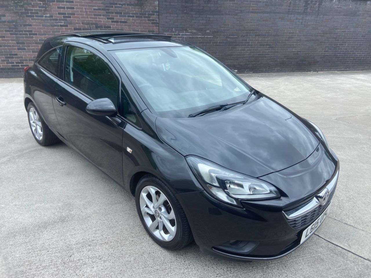 A 2015 VAUXHALL CORSA 1.4i ecoFLEX Excite Hatchback 3dr Petrol Manual Euro 6 (a/c) (90 ps) A 2015 VAUXHALL CORSA 1.4i ecoFLEX Excite Hatchback 3dr Petrol Manual Euro 6 (a/c) (90 ps)