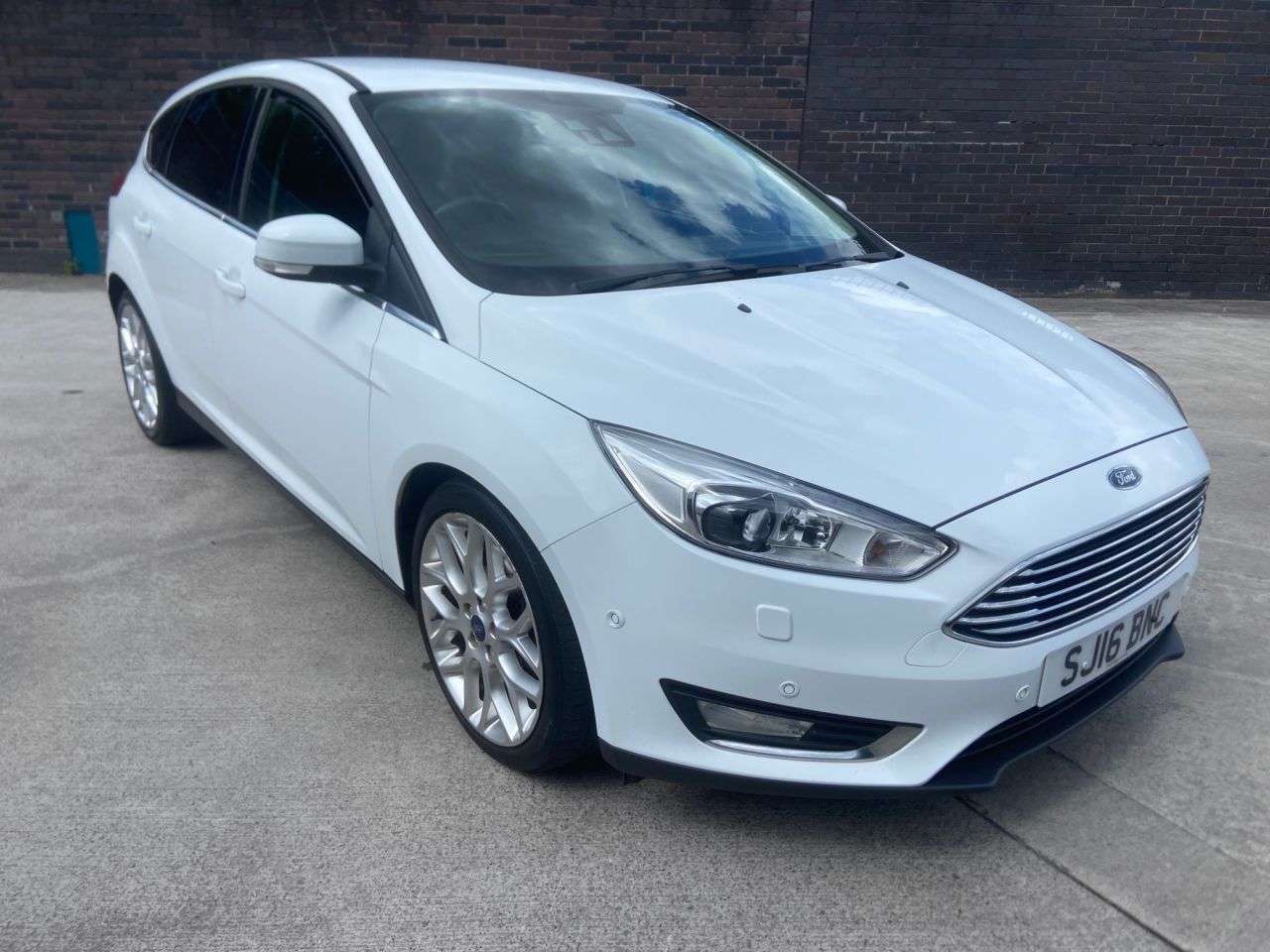 A 2016 FORD FOCUS 1.5 TDCi Titanium X Hatchback 5dr Diesel Manual Euro 6 (s/s) (120 ps) A 2016 FORD FOCUS 1.5 TDCi Titanium X Hatchback 5dr Diesel Manual Euro 6 (s/s) (120 ps)