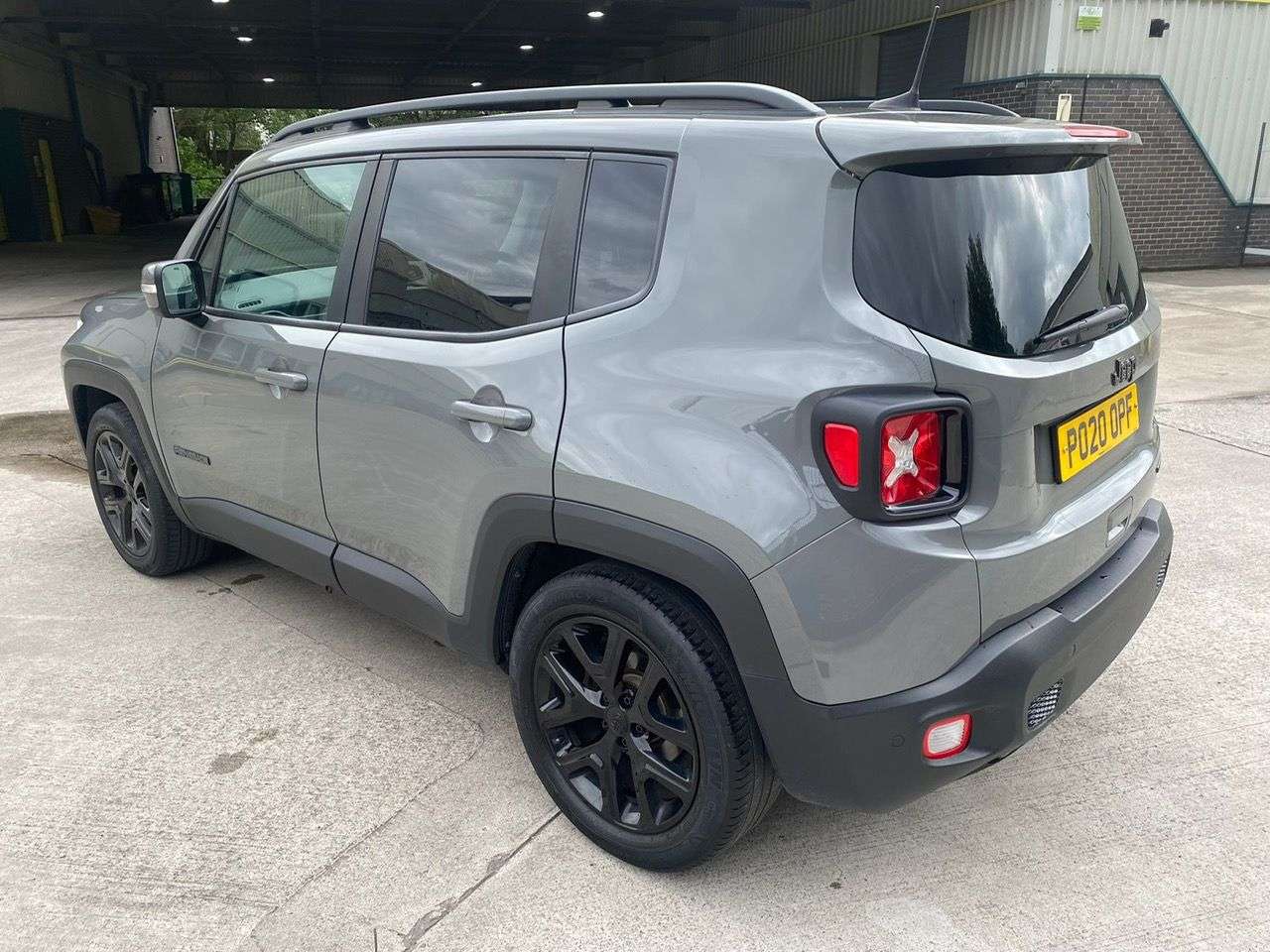 A 2020 JEEP RENEGADE 1.0 GSE T3 Night Eagle SUV 5dr Petrol Manual Euro 6 (s/s) (120 ps) A 2020 JEEP RENEGADE 1.0 GSE T3 Night Eagle SUV 5dr Petrol Manual Euro 6 (s/s) (120 ps)