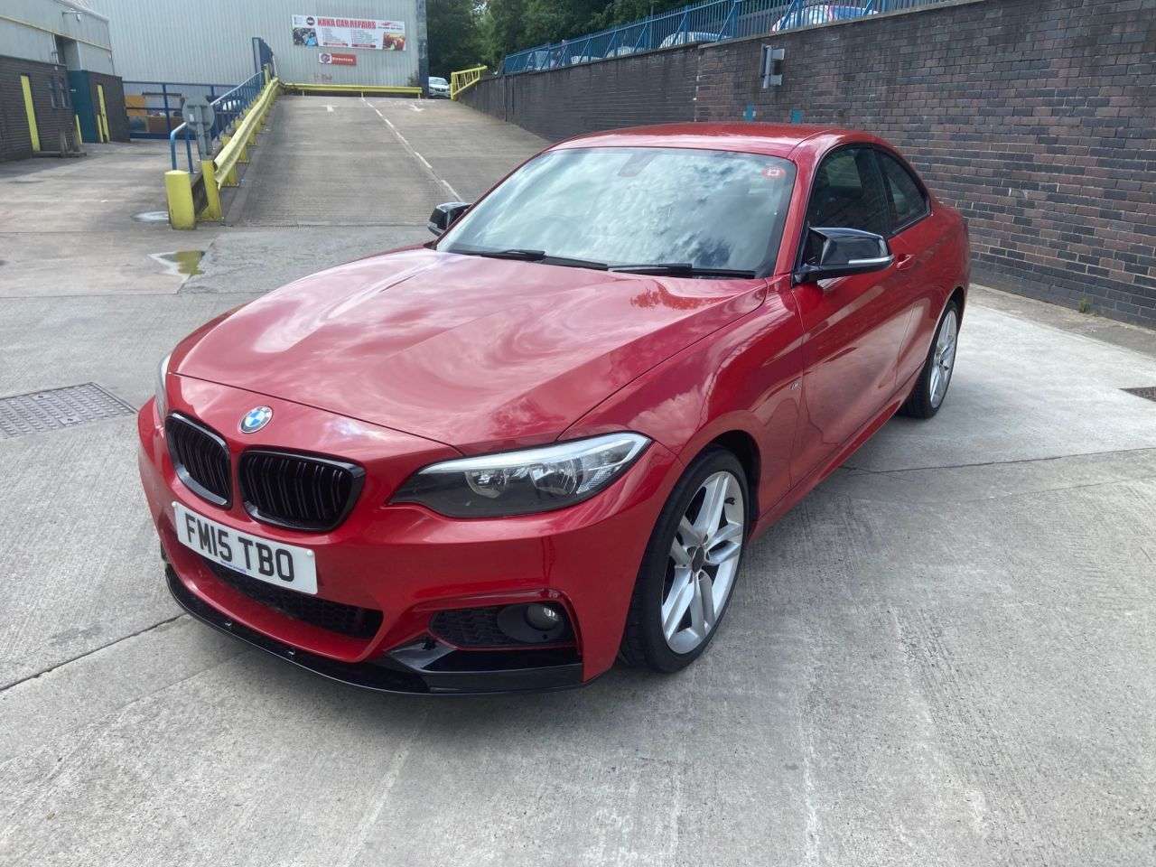 A 2015 BMW 2 SERIES 2.0 218d M Sport Coupe 2dr Diesel Manual Euro 6 (s/s) (150 ps) A 2015 BMW 2 SERIES 2.0 218d M Sport Coupe 2dr Diesel Manual Euro 6 (s/s) (150 ps)