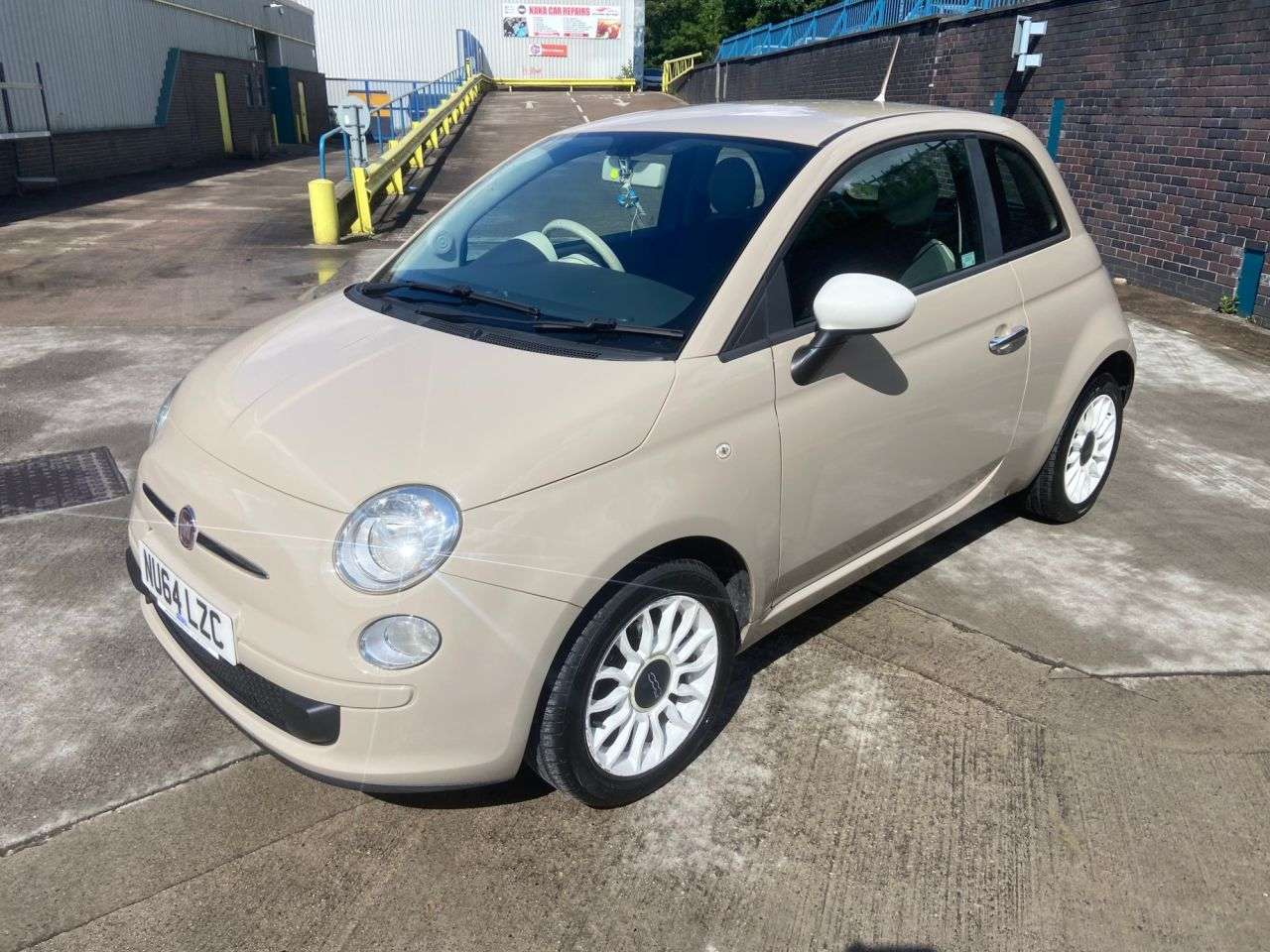 A 2014 FIAT 500 1.2 Colour Therapy Hatchback 3dr Petrol Manual Euro 6 (s/s) (69 bhp) A 2014 FIAT 500 1.2 Colour Therapy Hatchback 3dr Petrol Manual Euro 6 (s/s) (69 bhp)