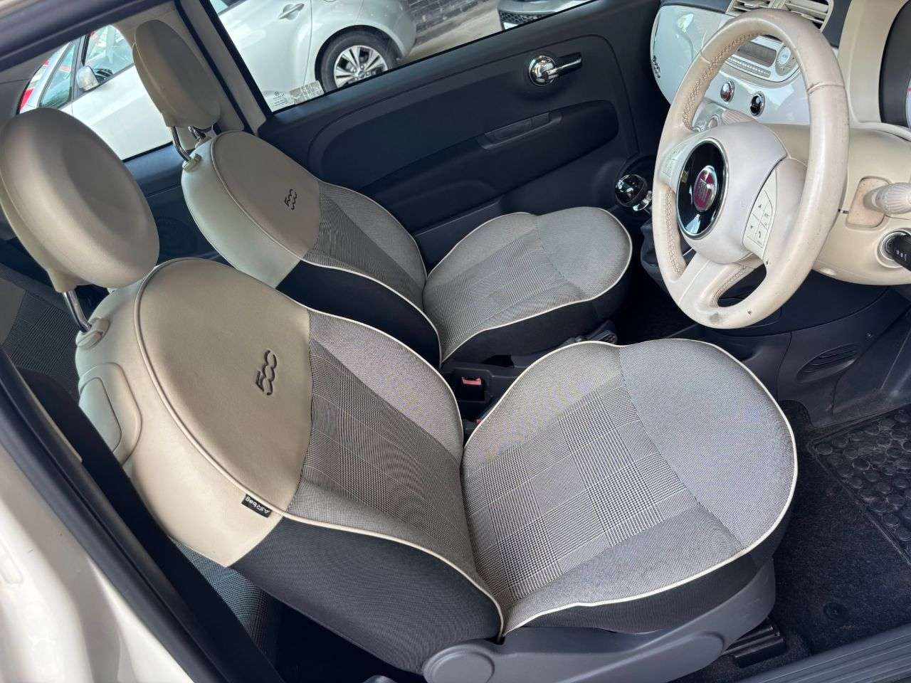 2014 FIAT 500 2014 FIAT 500