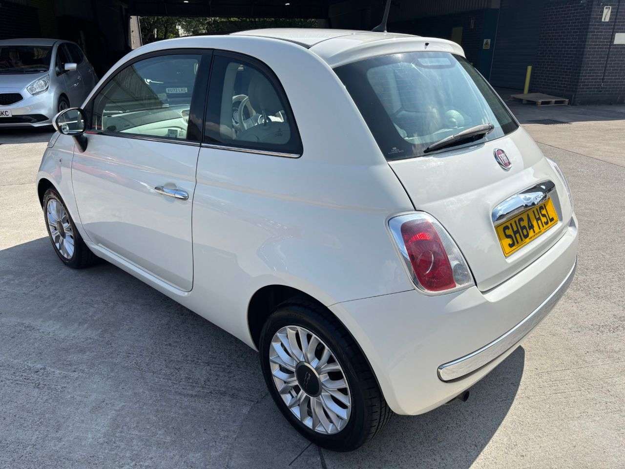 A 2014 FIAT 500 1.2 Lounge Hatchback 3dr Petrol Manual Euro 6 (s/s) (69 bhp) A 2014 FIAT 500 1.2 Lounge Hatchback 3dr Petrol Manual Euro 6 (s/s) (69 bhp)