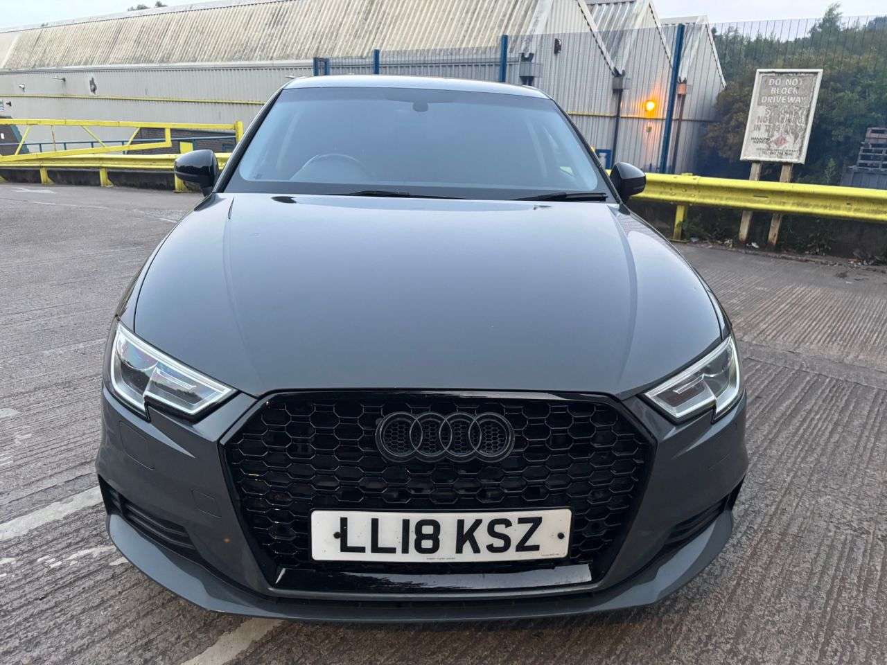A 2018 AUDI A3 1.0 TFSI SE Technik Sportback 5dr Petrol Manual Euro 6 (s/s) (116 ps) A 2018 AUDI A3 1.0 TFSI SE Technik Sportback 5dr Petrol Manual Euro 6 (s/s) (116 ps)