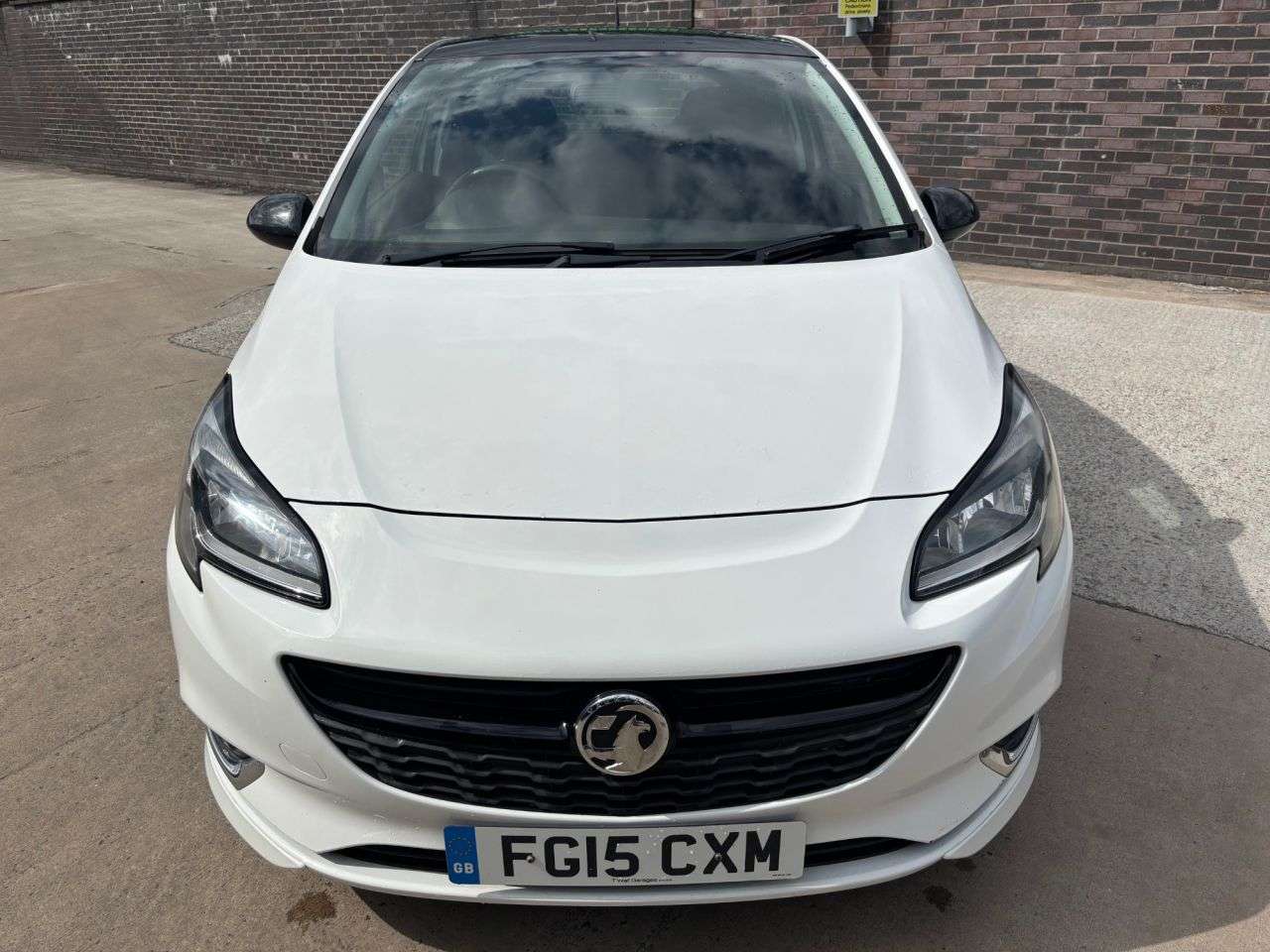 A 2015 VAUXHALL CORSA 1.4i ecoTEC Limited Edition Hatchback 3dr Petrol Manual Euro 6 (90 ps) A 2015 VAUXHALL CORSA 1.4i ecoTEC Limited Edition Hatchback 3dr Petrol Manual Euro 6 (90 ps)