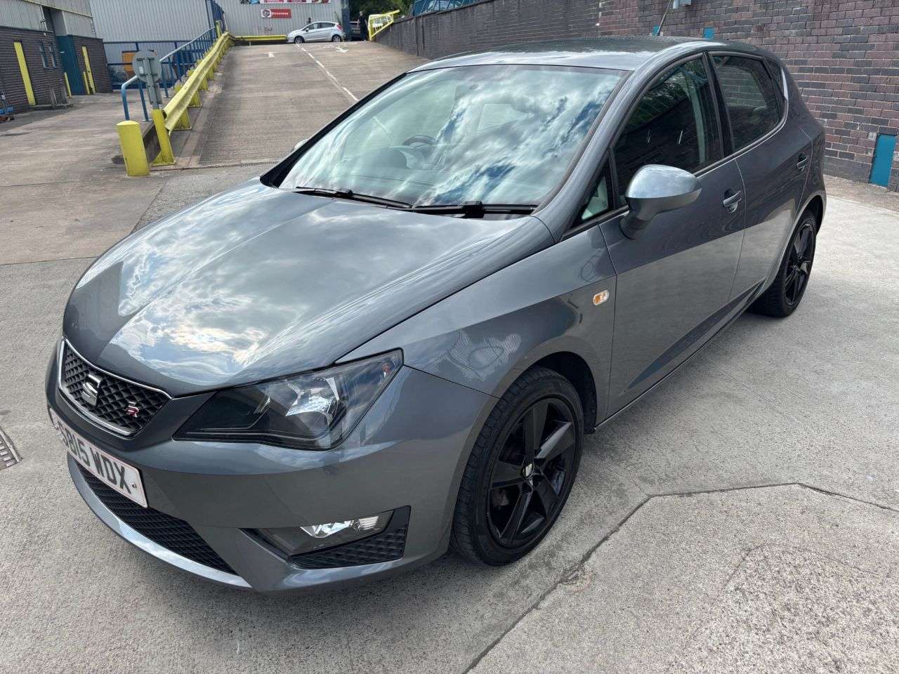 A 2015 SEAT IBIZA 1.2 TSI FR Hatchback 5dr Petrol Manual Euro 5 (105 ps) A 2015 SEAT IBIZA 1.2 TSI FR Hatchback 5dr Petrol Manual Euro 5 (105 ps)