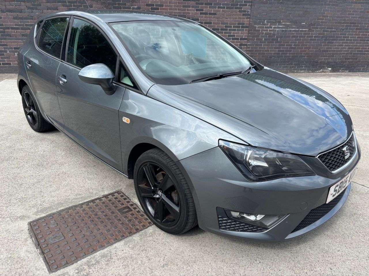 A 2015 SEAT IBIZA 1.2 TSI FR Hatchback 5dr Petrol Manual Euro 5 (105 ps) A 2015 SEAT IBIZA 1.2 TSI FR Hatchback 5dr Petrol Manual Euro 5 (105 ps)