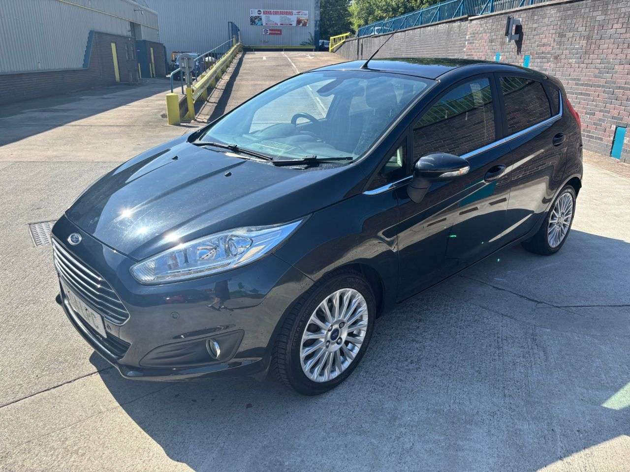 A 2014 FORD FIESTA 1.0T EcoBoost Titanium Hatchback 5dr Petrol Powershift Euro 5 (100 ps) A 2014 FORD FIESTA 1.0T EcoBoost Titanium Hatchback 5dr Petrol Powershift Euro 5 (100 ps)