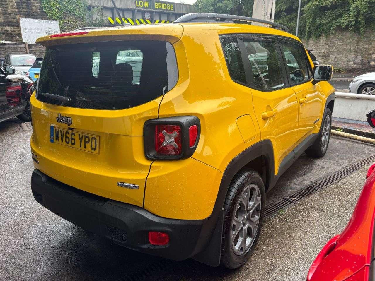 A 2016 JEEP RENEGADE 2.0 MultiJetII Longitude SUV 5dr Diesel Manual 4WD Euro 6 (s/s) (140 ps) A 2016 JEEP RENEGADE 2.0 MultiJetII Longitude SUV 5dr Diesel Manual 4WD Euro 6 (s/s) (140 ps)