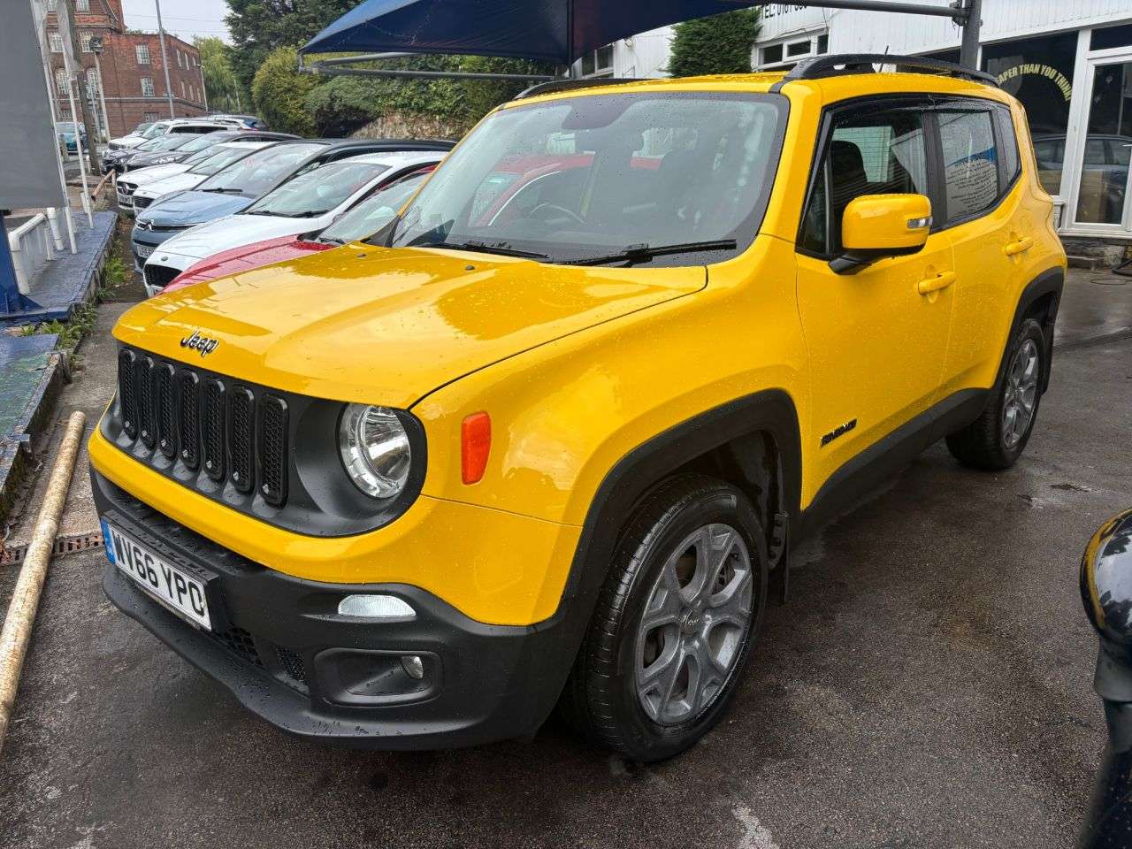 A 2016 JEEP RENEGADE 2.0 MultiJetII Longitude SUV 5dr Diesel Manual 4WD Euro 6 (s/s) (140 ps) A 2016 JEEP RENEGADE 2.0 MultiJetII Longitude SUV 5dr Diesel Manual 4WD Euro 6 (s/s) (140 ps)