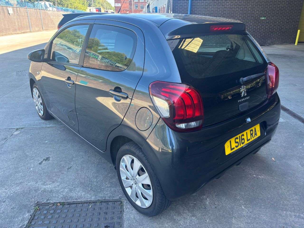 2016 PEUGEOT 108 2016 PEUGEOT 108