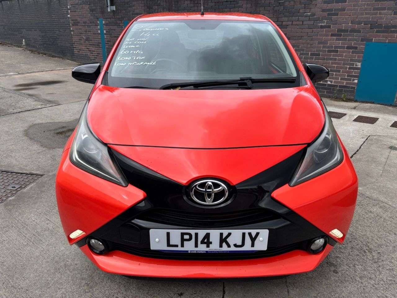 A 2014 TOYOTA AYGO 1.0 VVT-i x-cite Hatchback 5dr Petrol Manual Euro 5 Euro 5 (68 ps) A 2014 TOYOTA AYGO 1.0 VVT-i x-cite Hatchback 5dr Petrol Manual Euro 5 Euro 5 (68 ps)