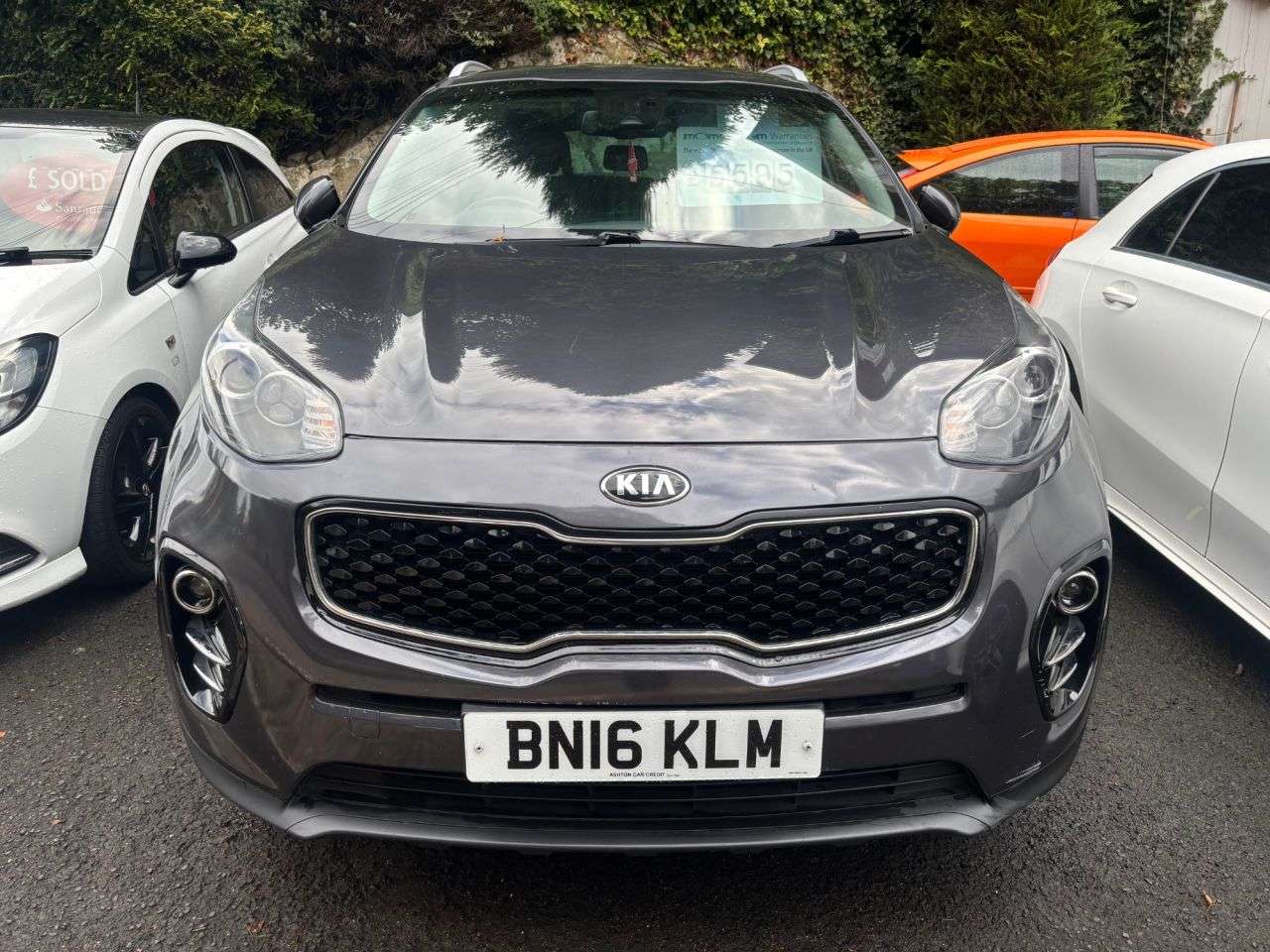 A 2016 KIA SPORTAGE 1.6 GDi 2 SUV 5dr Petrol Manual Euro 6 (s/s) (130 bhp) A 2016 KIA SPORTAGE 1.6 GDi 2 SUV 5dr Petrol Manual Euro 6 (s/s) (130 bhp)