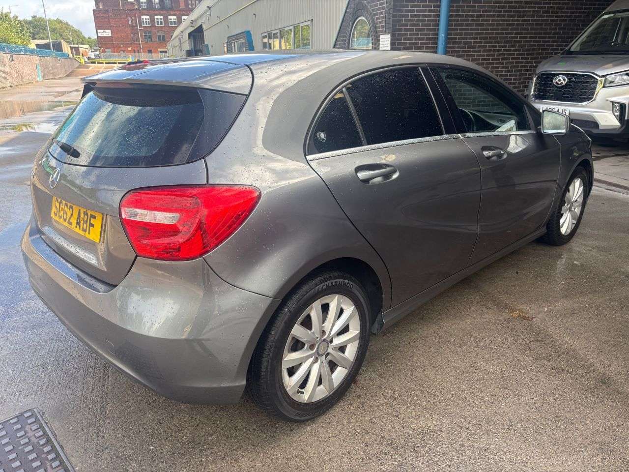 A 2013 MERCEDES-BENZ A CLASS 1.6 A180 BlueEfficiency SE Hatchback 5dr Petrol Manual Euro 6 (s/s) (122 ps A 2013 MERCEDES-BENZ A CLASS 1.6 A180 BlueEfficiency SE Hatchback 5dr Petrol Manual Euro 6 (s/s) (122 ps