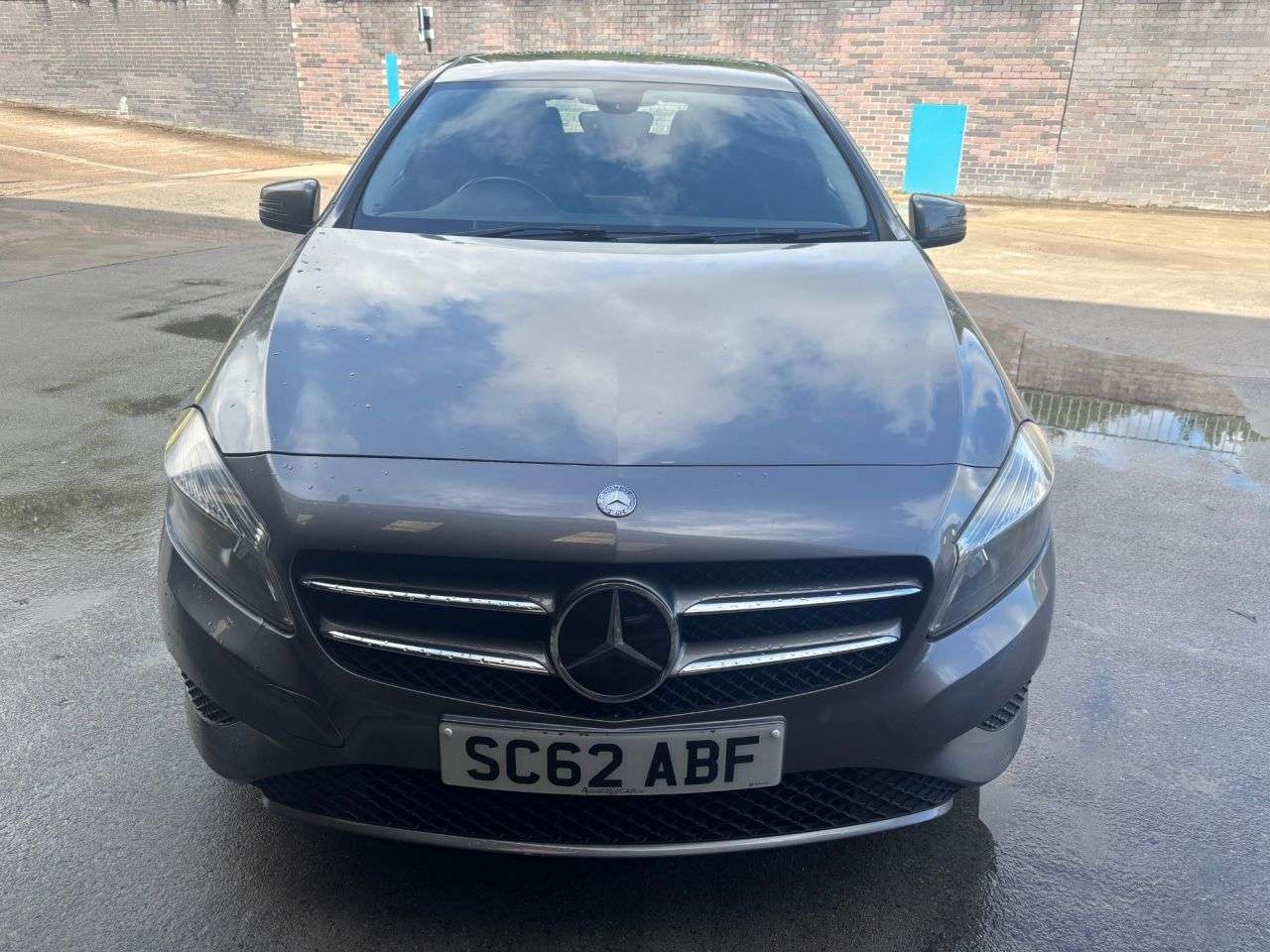 A 2013 MERCEDES-BENZ A CLASS 1.6 A180 BlueEfficiency SE Hatchback 5dr Petrol Manual Euro 6 (s/s) (122 ps A 2013 MERCEDES-BENZ A CLASS 1.6 A180 BlueEfficiency SE Hatchback 5dr Petrol Manual Euro 6 (s/s) (122 ps