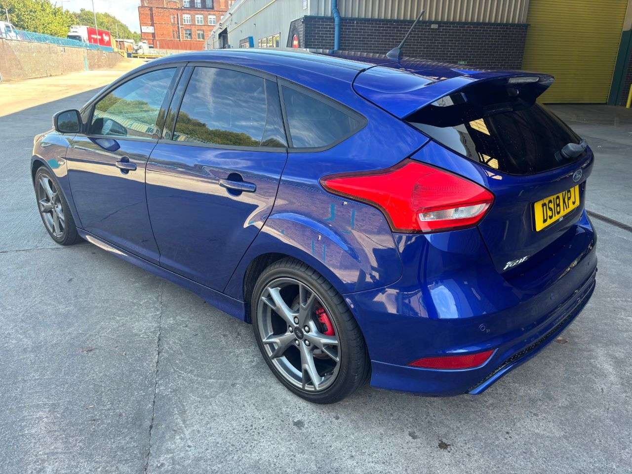 A 2018 FORD FOCUS 1.0T EcoBoost ST-Line X Hatchback 5dr Petrol Manual Euro 6 (s/s) (140 ps) A 2018 FORD FOCUS 1.0T EcoBoost ST-Line X Hatchback 5dr Petrol Manual Euro 6 (s/s) (140 ps)