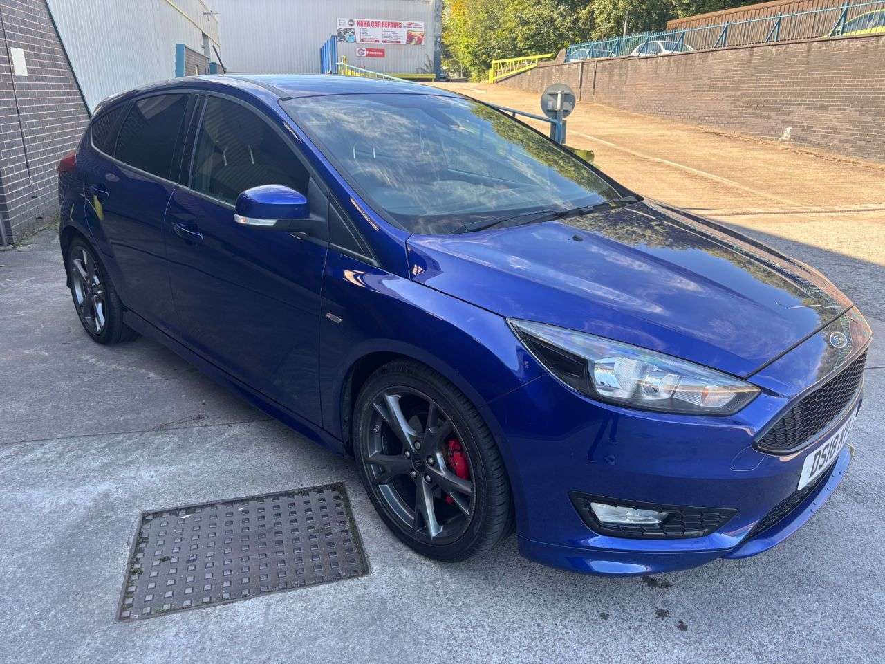 A 2018 FORD FOCUS 1.0T EcoBoost ST-Line X Hatchback 5dr Petrol Manual Euro 6 (s/s) (140 ps) A 2018 FORD FOCUS 1.0T EcoBoost ST-Line X Hatchback 5dr Petrol Manual Euro 6 (s/s) (140 ps)