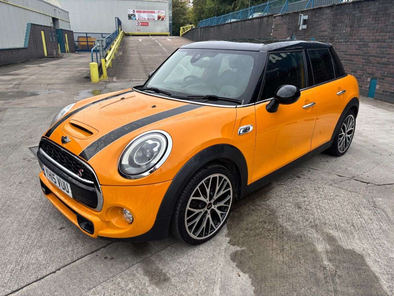 A 2015 MINI HATCH 2.0 Cooper SD Hatchback 5dr Diesel Manual Euro 6 (s/s) (170 ps) A 2015 MINI HATCH 2.0 Cooper SD Hatchback 5dr Diesel Manual Euro 6 (s/s) (170 ps)