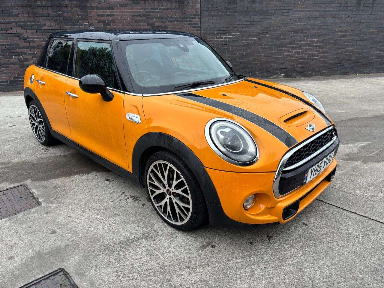 A 2015 MINI HATCH 2.0 Cooper SD Hatchback 5dr Diesel Manual Euro 6 (s/s) (170 ps) A 2015 MINI HATCH 2.0 Cooper SD Hatchback 5dr Diesel Manual Euro 6 (s/s) (170 ps)