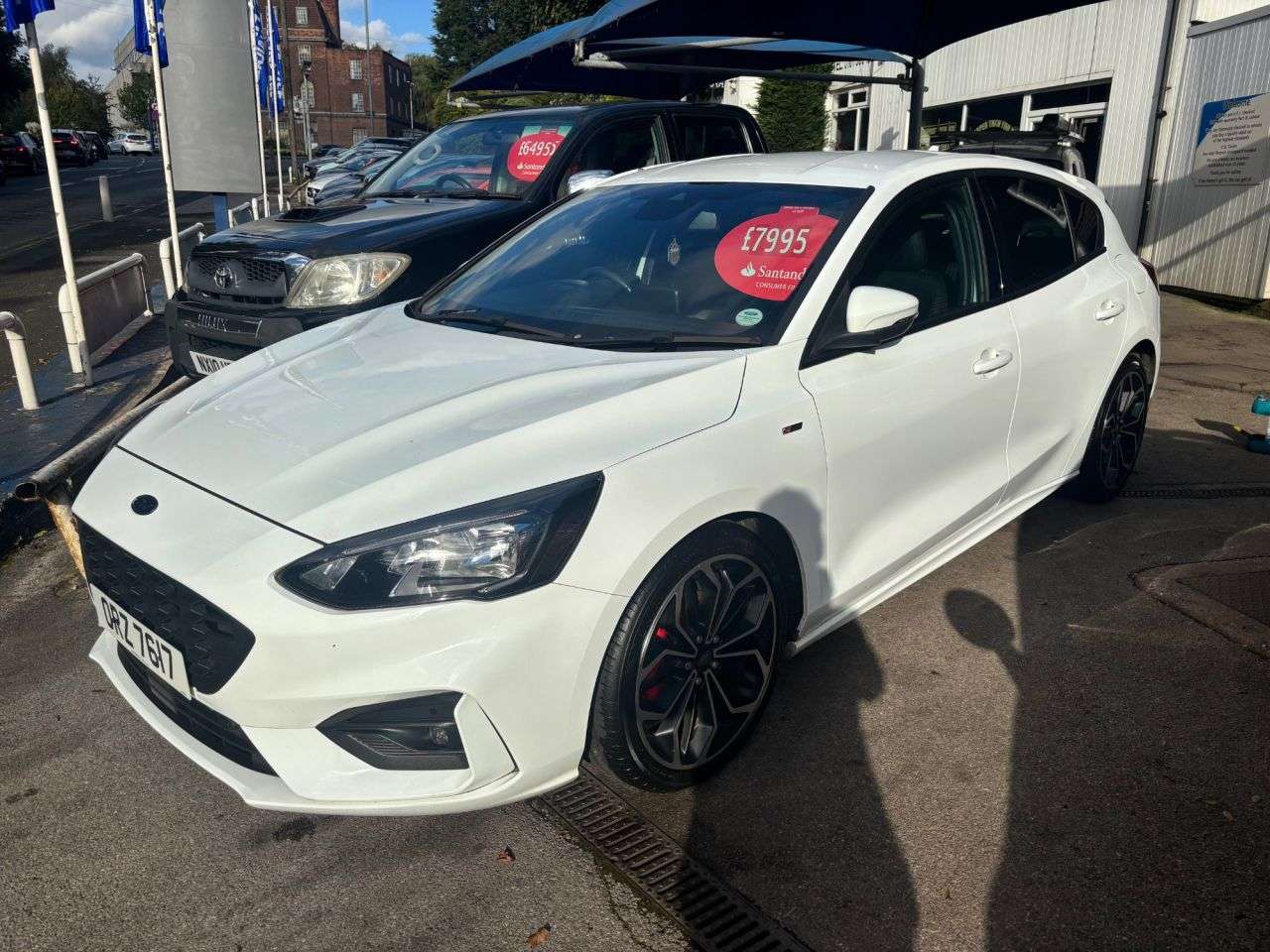 A 2019 FORD FOCUS 1.0T EcoBoost ST-Line X Hatchback 5dr Petrol Manual Euro 6 (s/s) (125 ps) A 2019 FORD FOCUS 1.0T EcoBoost ST-Line X Hatchback 5dr Petrol Manual Euro 6 (s/s) (125 ps)