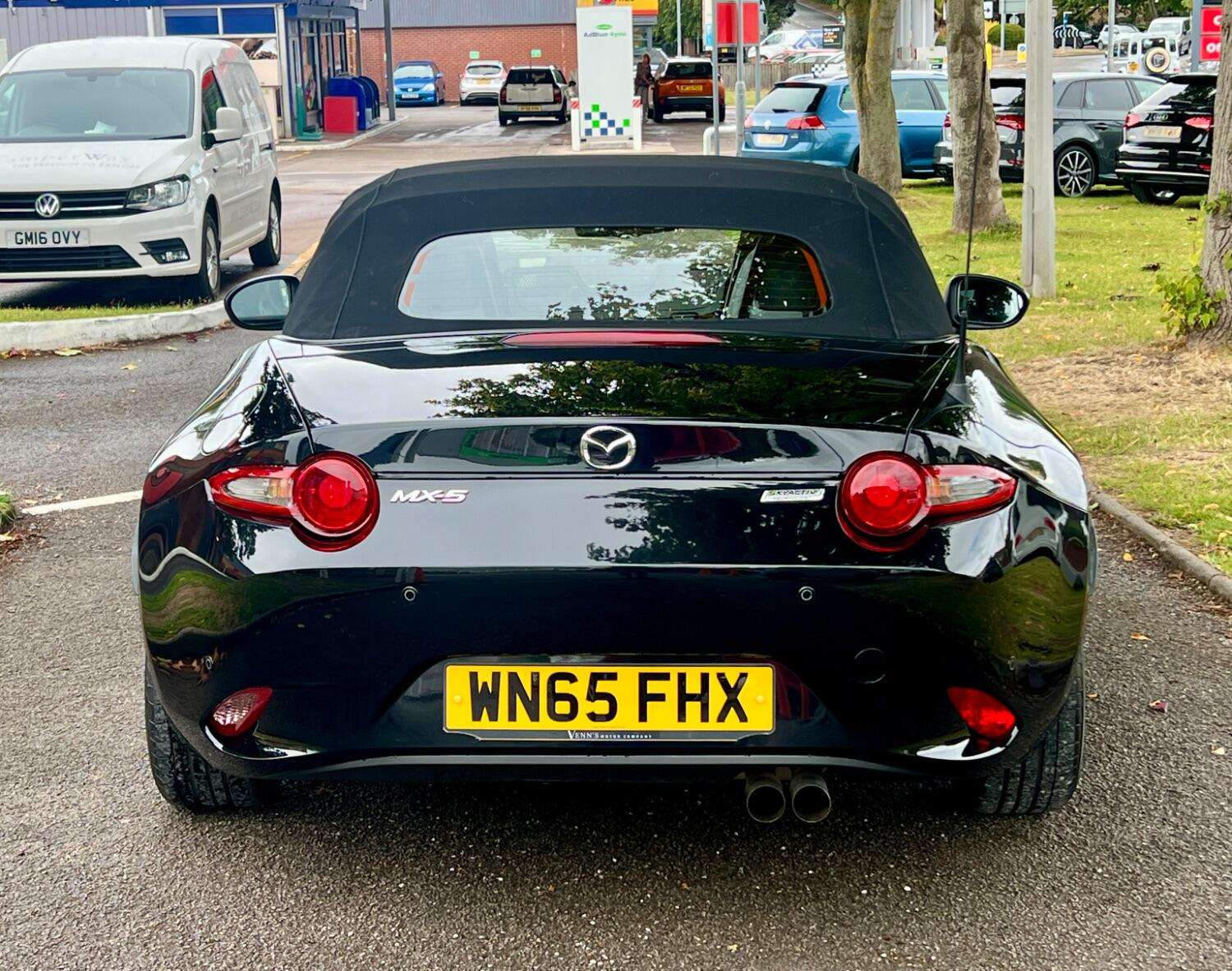 2015 MAZDA MX-5 2015 MAZDA MX-5
