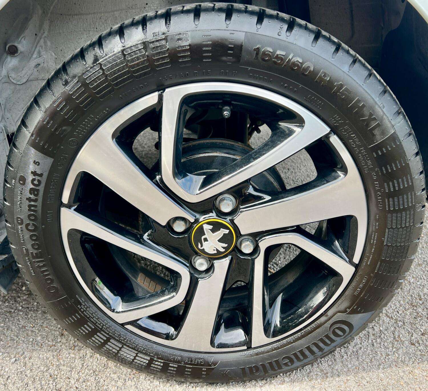 2021 PEUGEOT 108 2021 PEUGEOT 108