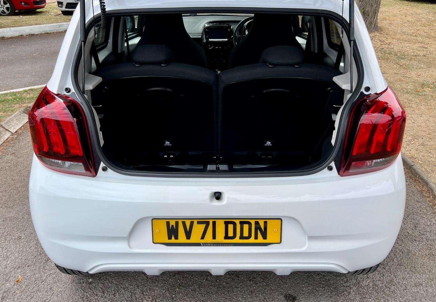 2021 PEUGEOT 108 2021 PEUGEOT 108