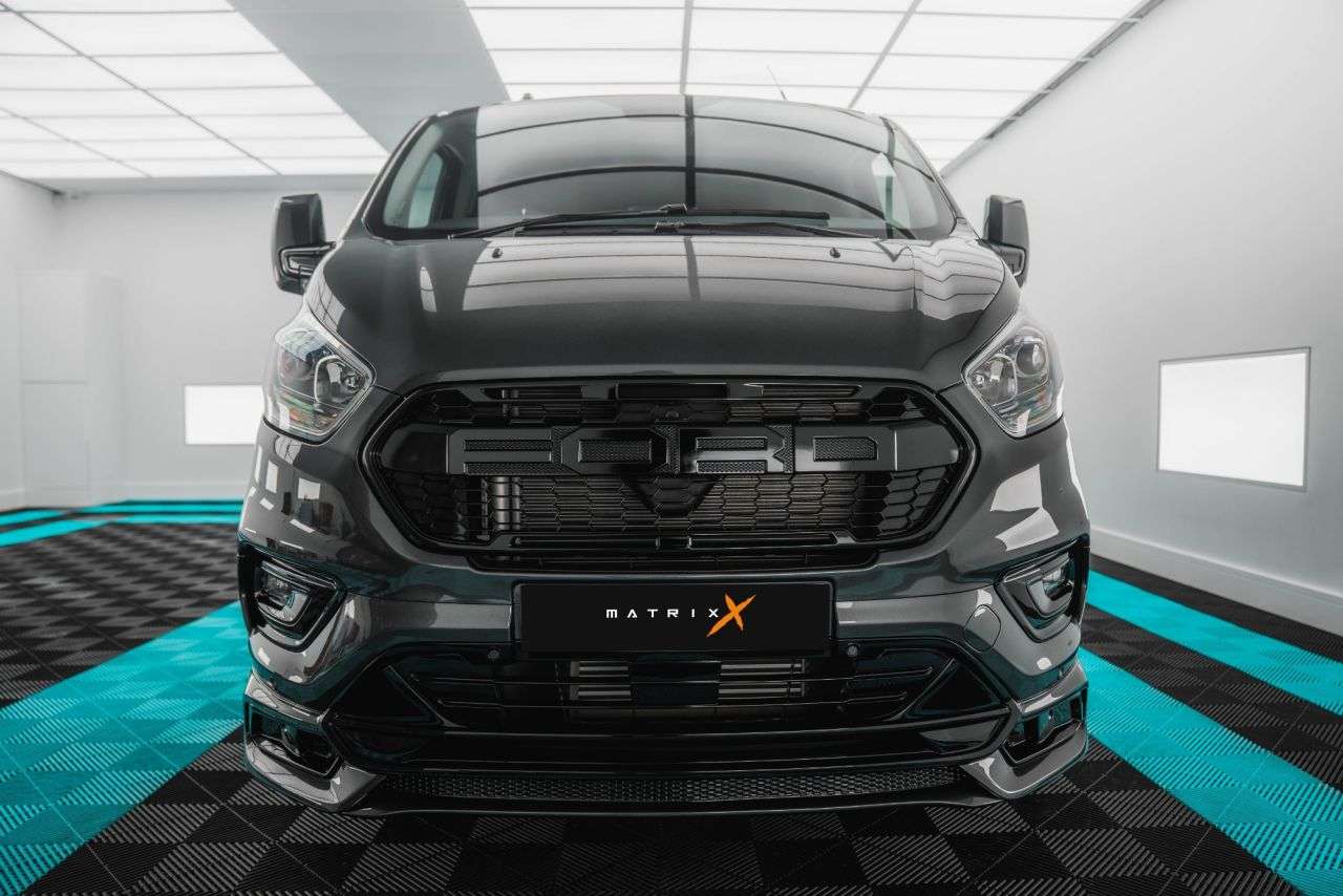 A null FORD TRANSIT CUSTOM 2.0 LIMITED DCIV L1H1 SWB Matrix X DCAB CONVERSION ALLOYS A null FORD TRANSIT CUSTOM 2.0 LIMITED DCIV L1H1 SWB Matrix X DCAB CONVERSION ALLOYS