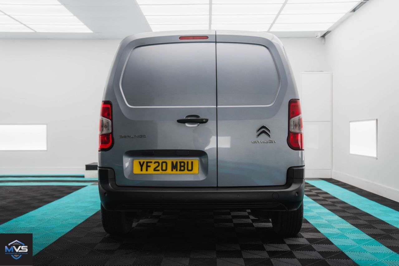 A 2020 CITROEN BERLINGO 1.5 1000 ENTERPRISE M BLUEHDI 102BHP - 3 SEATS A 2020 CITROEN BERLINGO 1.5 1000 ENTERPRISE M BLUEHDI 102BHP - 3 SEATS