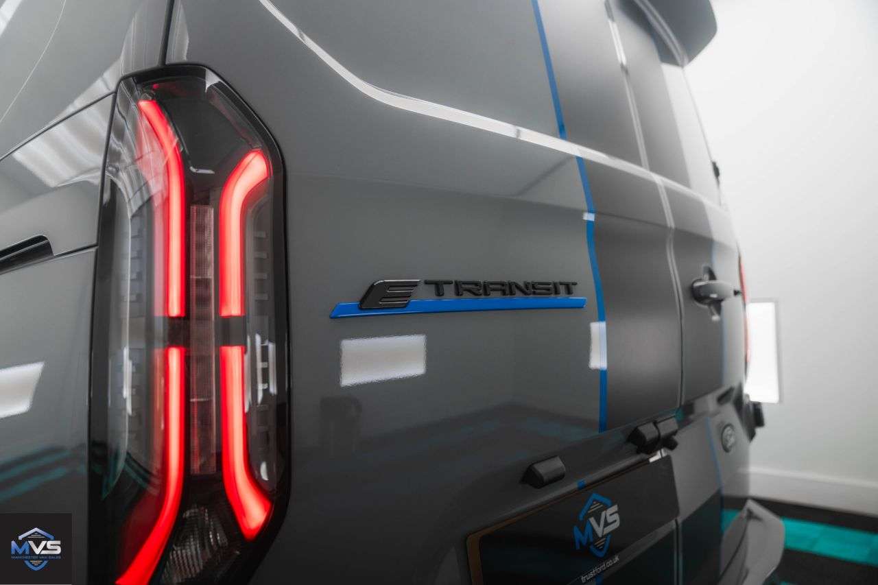 2024 FORD E-TRANSIT CUSTOM 2024 FORD E-TRANSIT CUSTOM