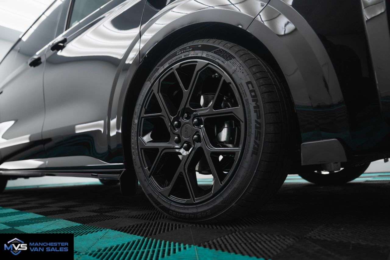 A 0 VOLKSWAGEN TRANSPORTER ALL NEW KOMBI CONVERSION VENOM EDITION 2.0 SWB 170bhp AUTO A 0 VOLKSWAGEN TRANSPORTER ALL NEW KOMBI CONVERSION VENOM EDITION 2.0 SWB 170bhp AUTO