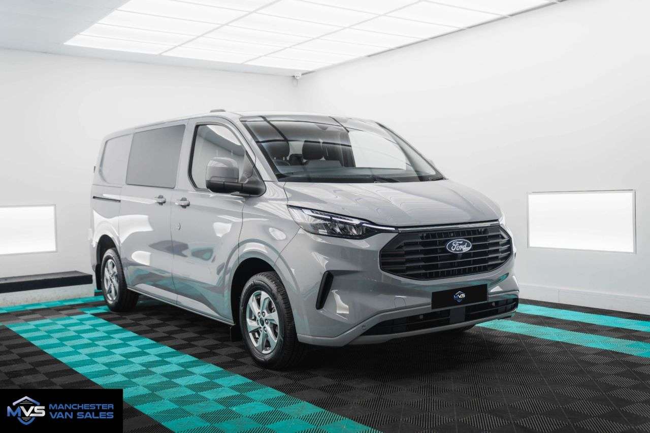 A null FORD TRANSIT CUSTOM 2.0 SWB FACTORY DCAB AUTO - 6 SEATS - HIGH SPEC A null FORD TRANSIT CUSTOM 2.0 SWB FACTORY DCAB AUTO - 6 SEATS - HIGH SPEC