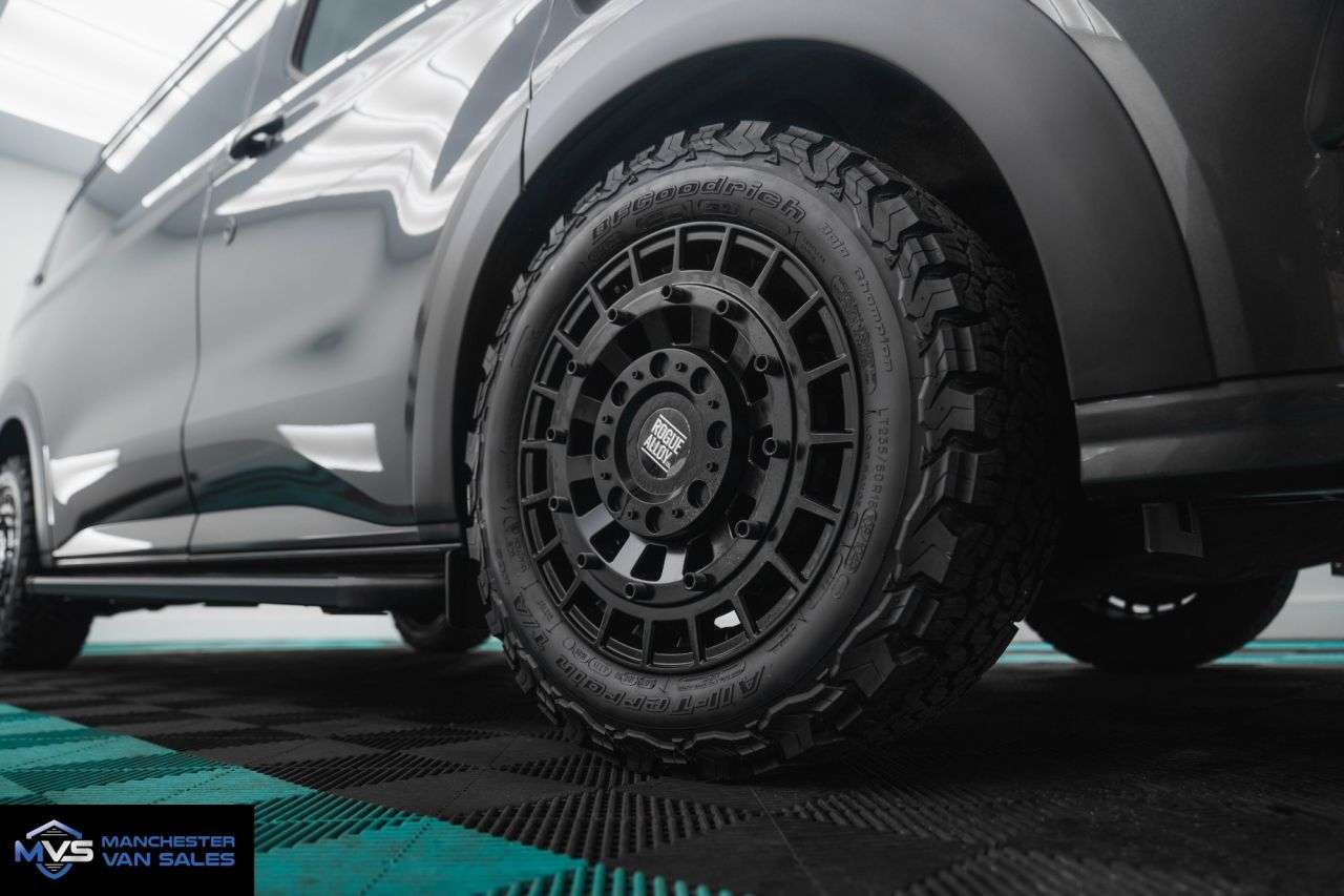 A 0 FORD TRANSIT CUSTOM 2.0 320 SWB MCR EXPLORER EDITION - ROGUE ALLOY WHEELS A 0 FORD TRANSIT CUSTOM 2.0 320 SWB MCR EXPLORER EDITION - ROGUE ALLOY WHEELS