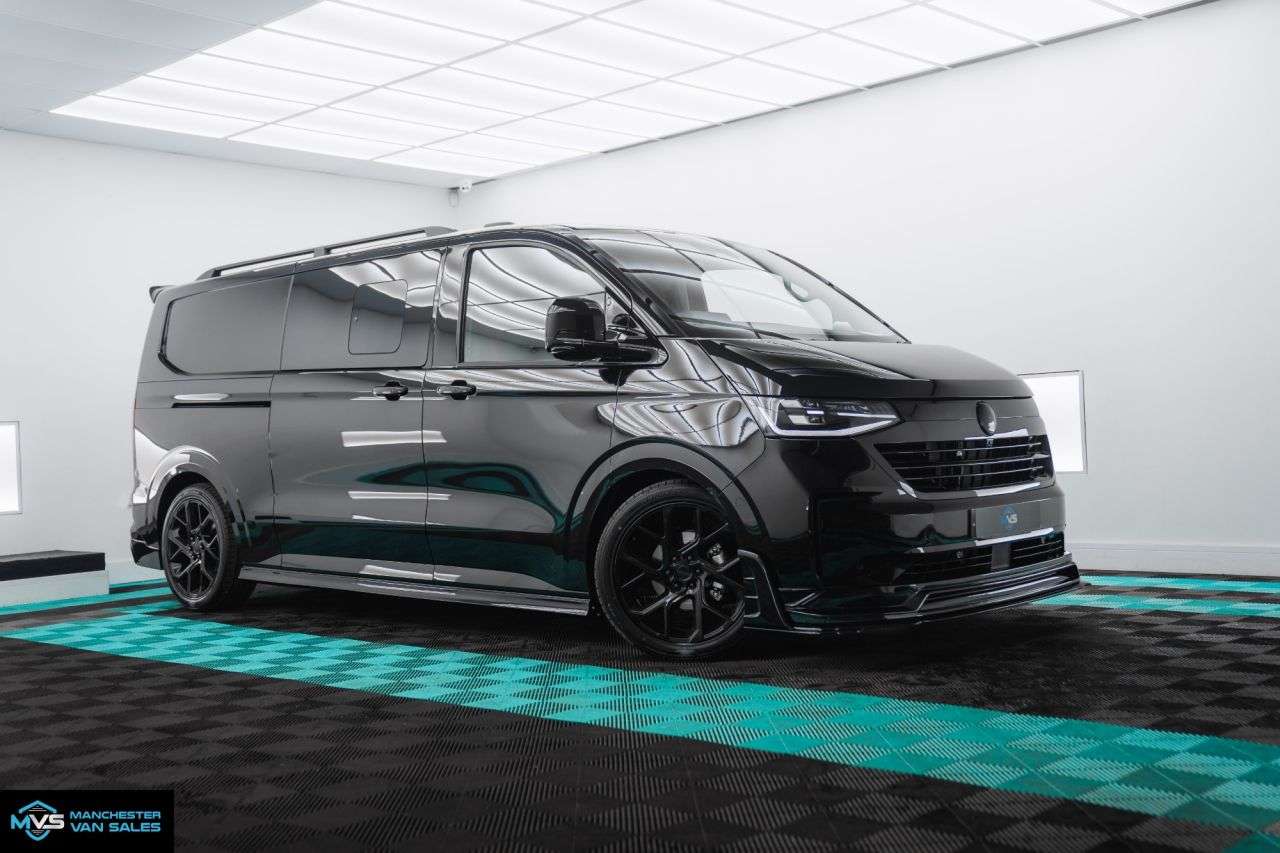 A 2026 VOLKSWAGEN TRANSPORTER 2.0 LWB T32 XR SPORT EDITION 170BHP AUTO FACTORY KOMBI A 2026 VOLKSWAGEN TRANSPORTER 2.0 LWB T32 XR SPORT EDITION 170BHP AUTO FACTORY KOMBI