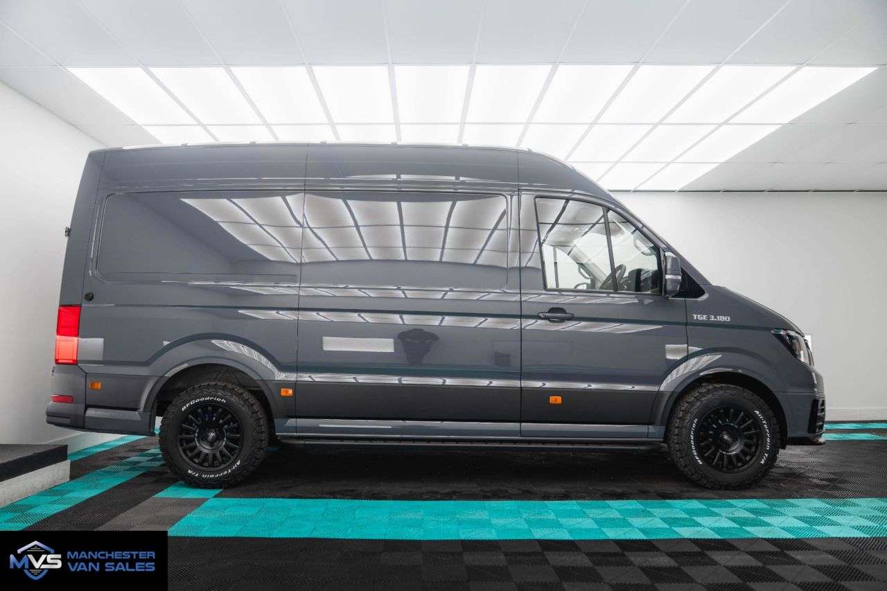 A 0 MAN TGE 2.0 FWD MWB MCR EDITION 180BHP AUTO - DIGITAL DASH A 0 MAN TGE 2.0 FWD MWB MCR EDITION 180BHP AUTO - DIGITAL DASH