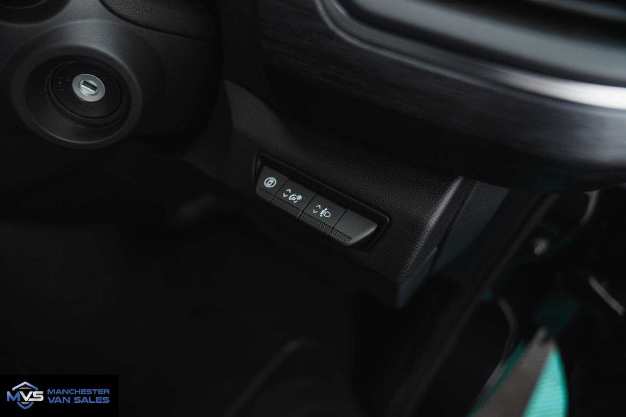 2026 RENAULT TRAFIC 2026 RENAULT TRAFIC