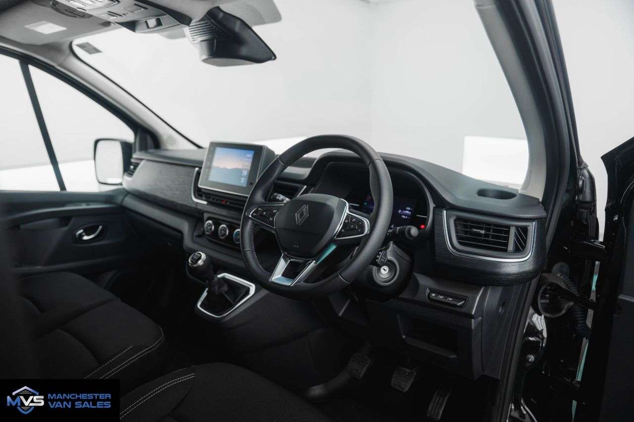 2026 RENAULT TRAFIC 2026 RENAULT TRAFIC