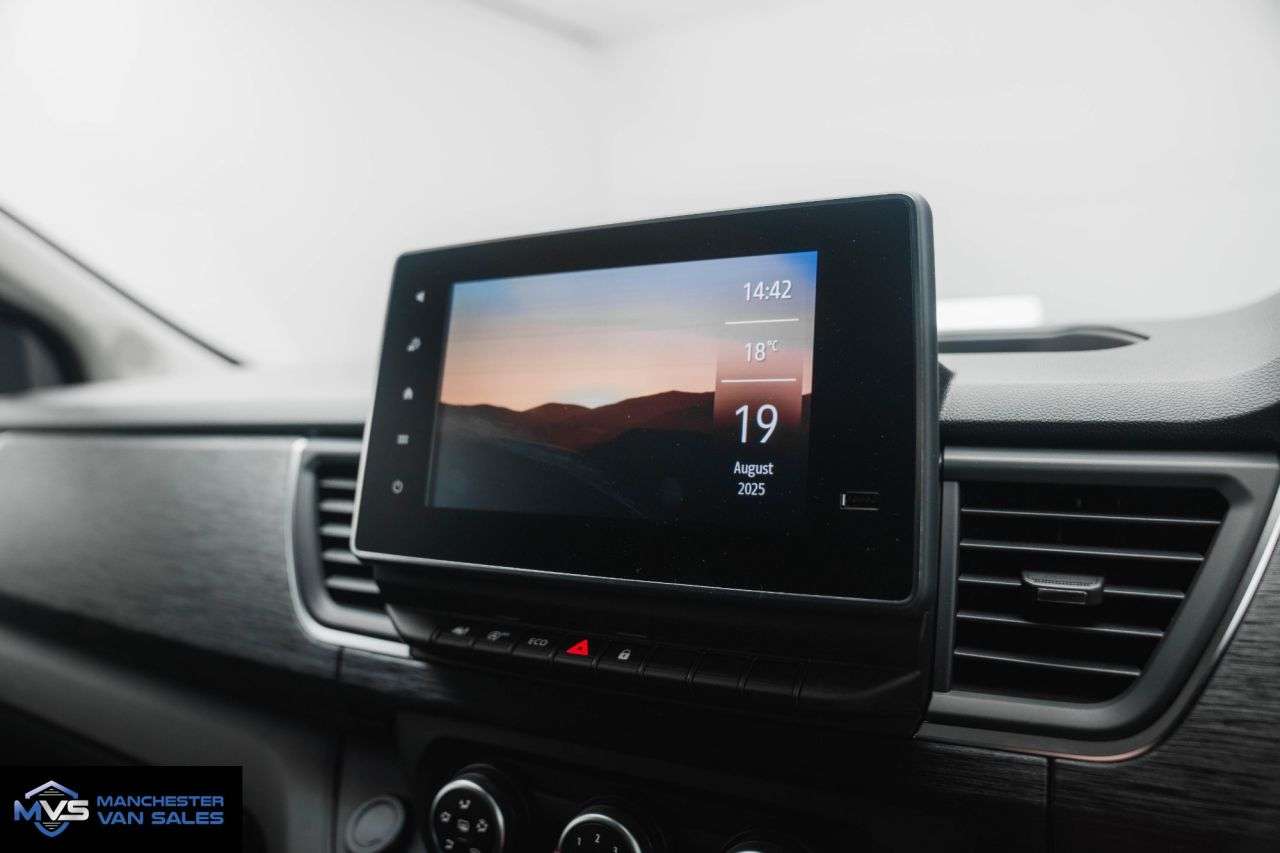 2026 RENAULT TRAFIC 2026 RENAULT TRAFIC