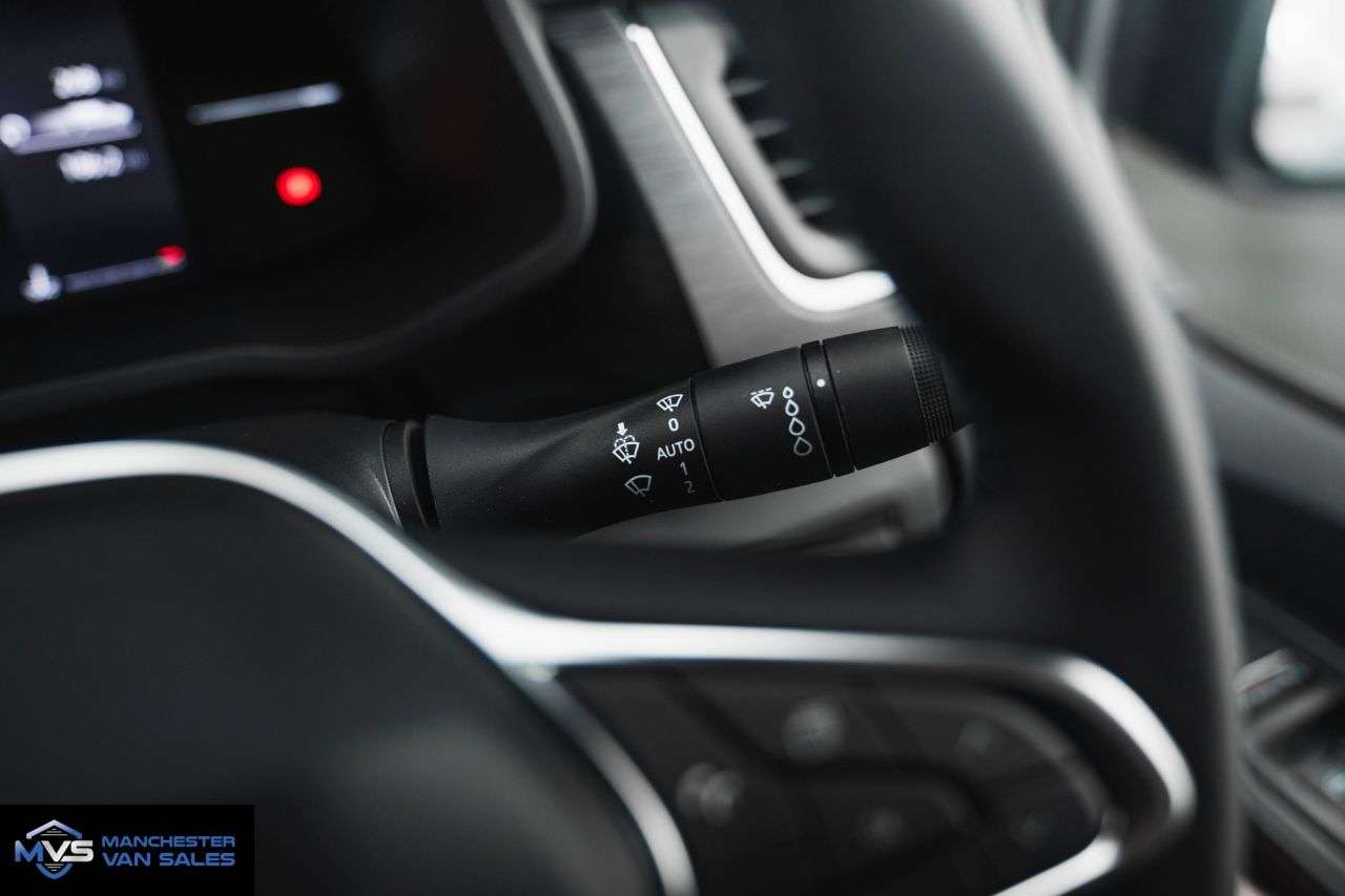 2026 RENAULT TRAFIC 2026 RENAULT TRAFIC