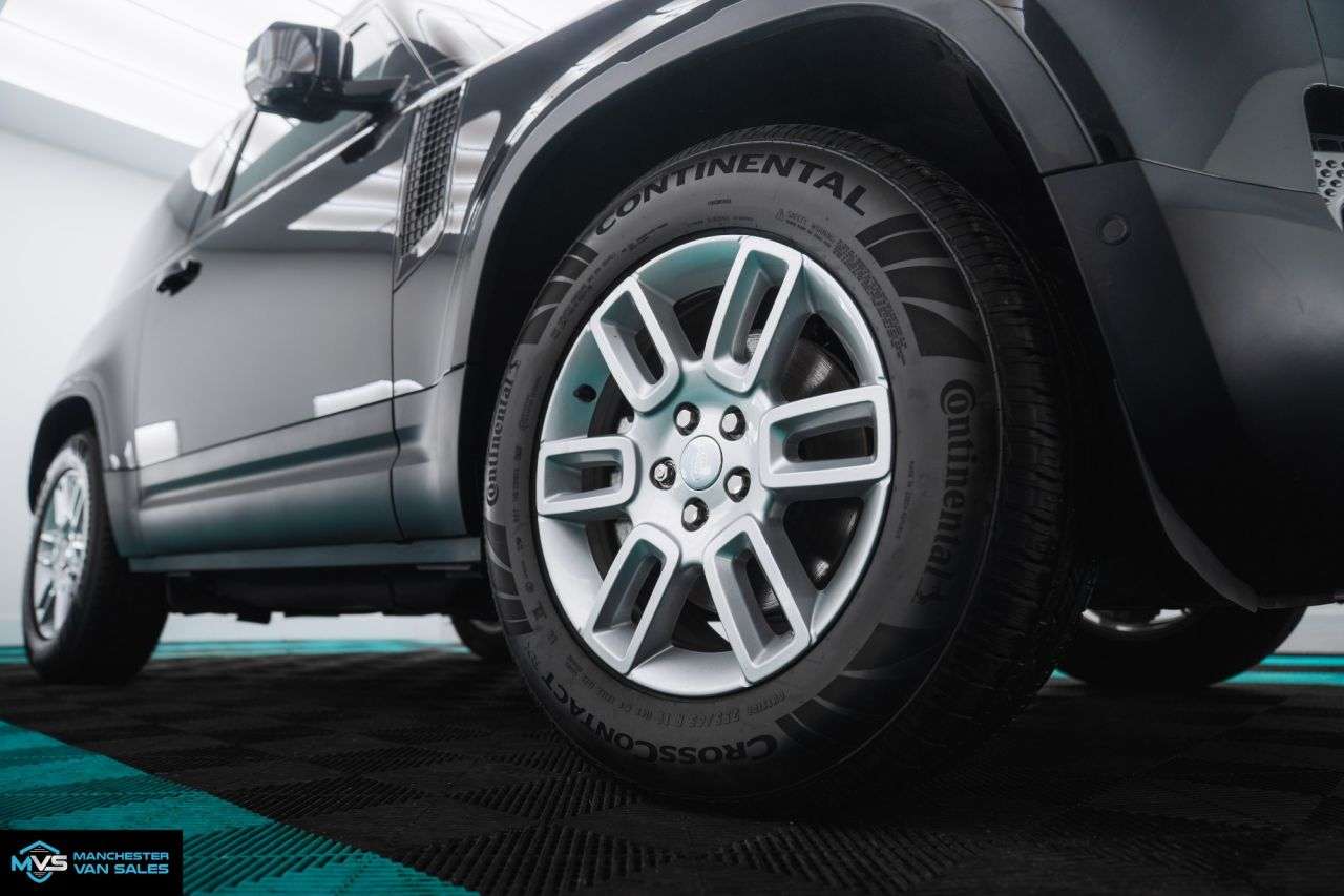 null LAND ROVER DEFENDER 90 null LAND ROVER DEFENDER 90